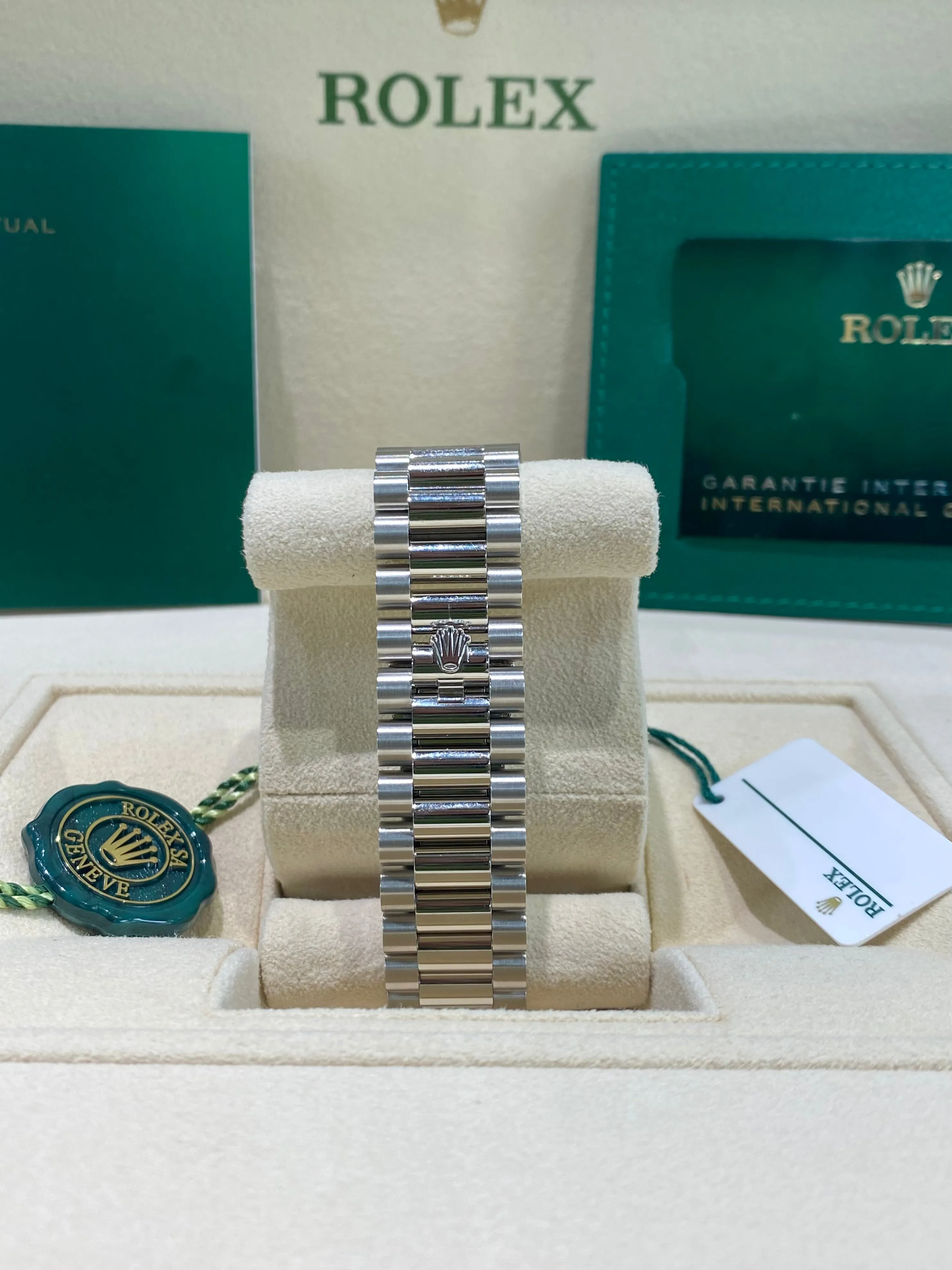2023 Rolex Day-Date 40 228396TBR