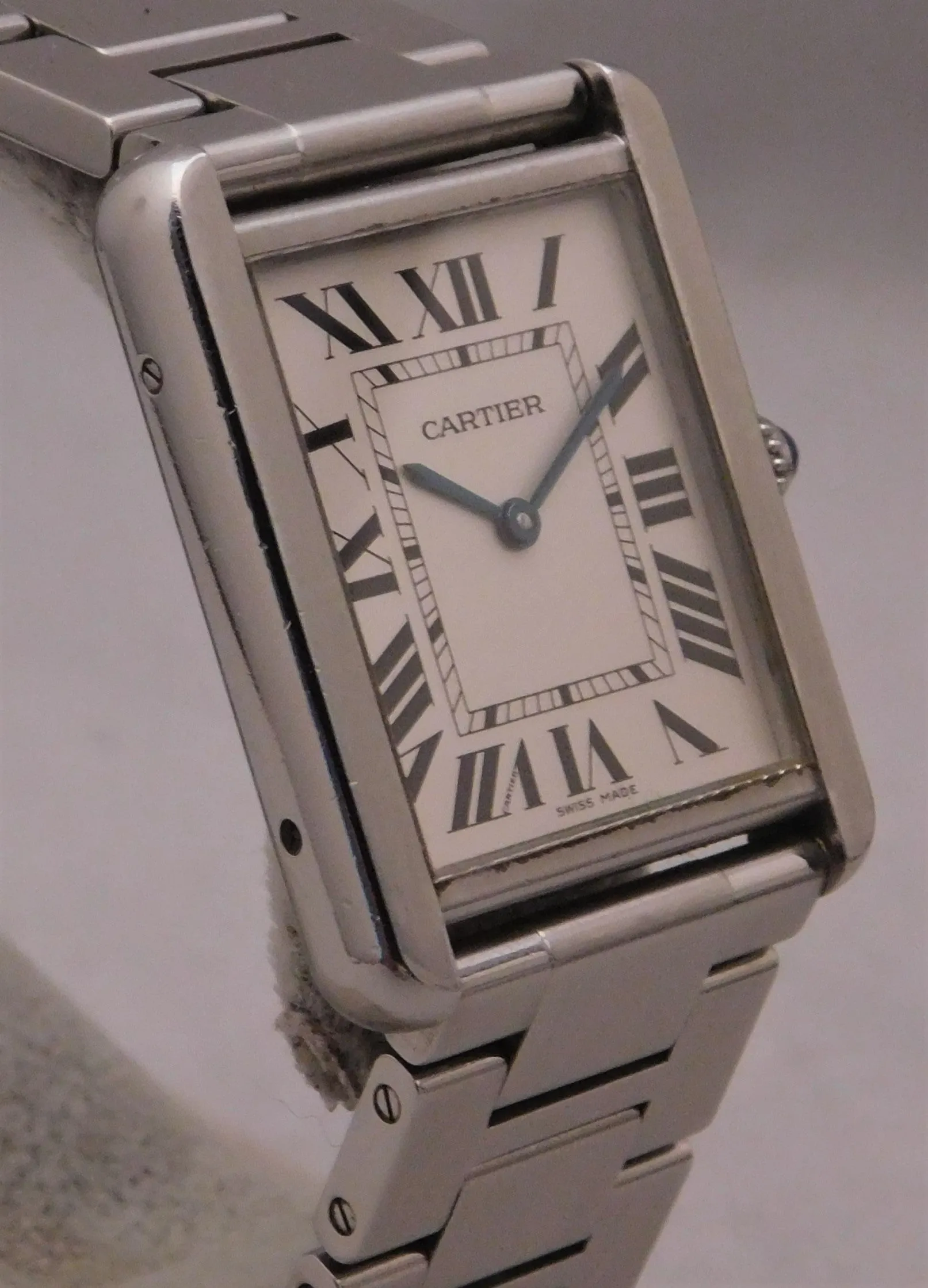 Cartier Tank Solo Large Ref. 3169 Stainless Steel Silver Roman Dial Quartz Mens Watch....27mm