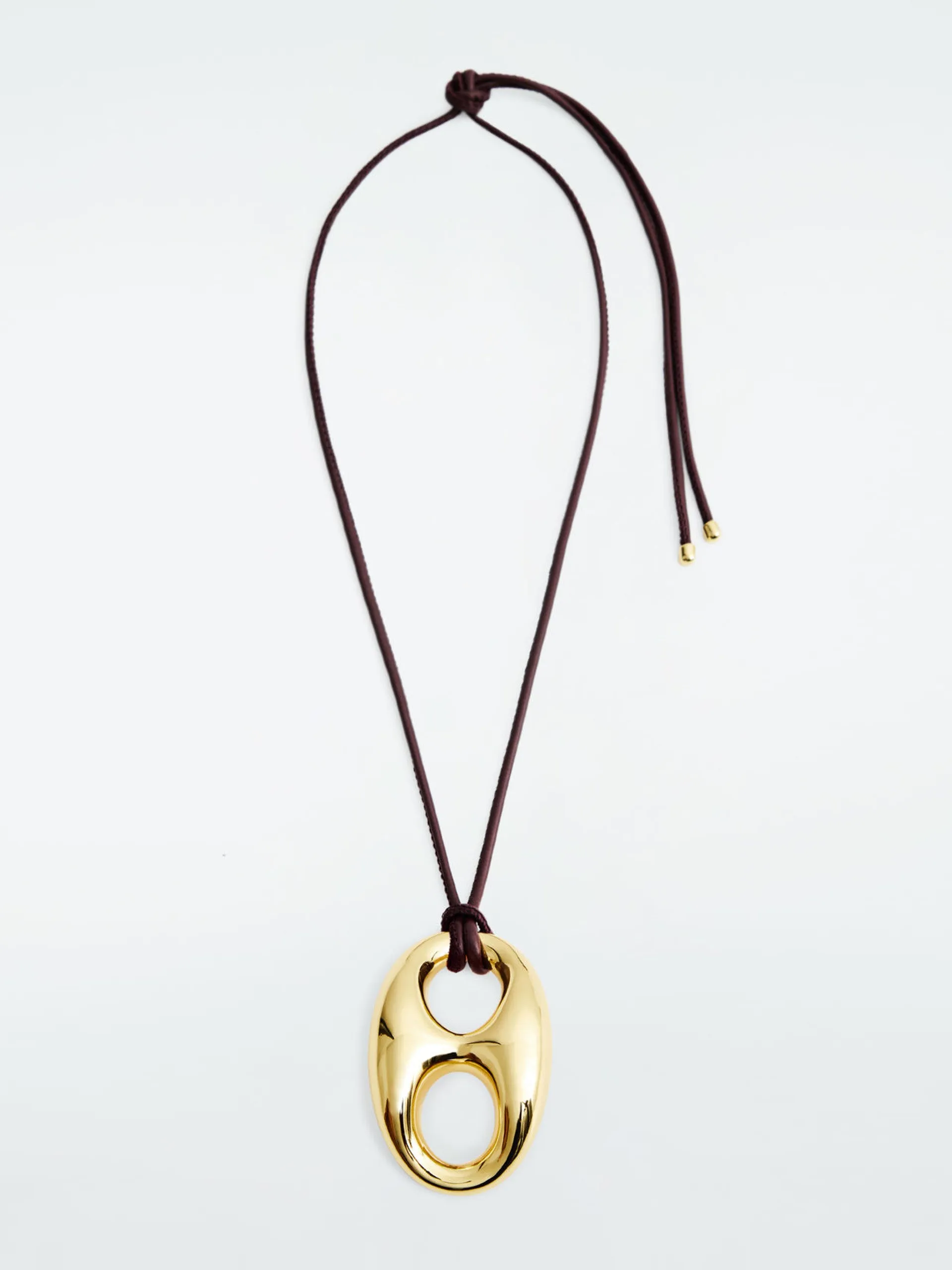 Chunky mariner-pendant necklace