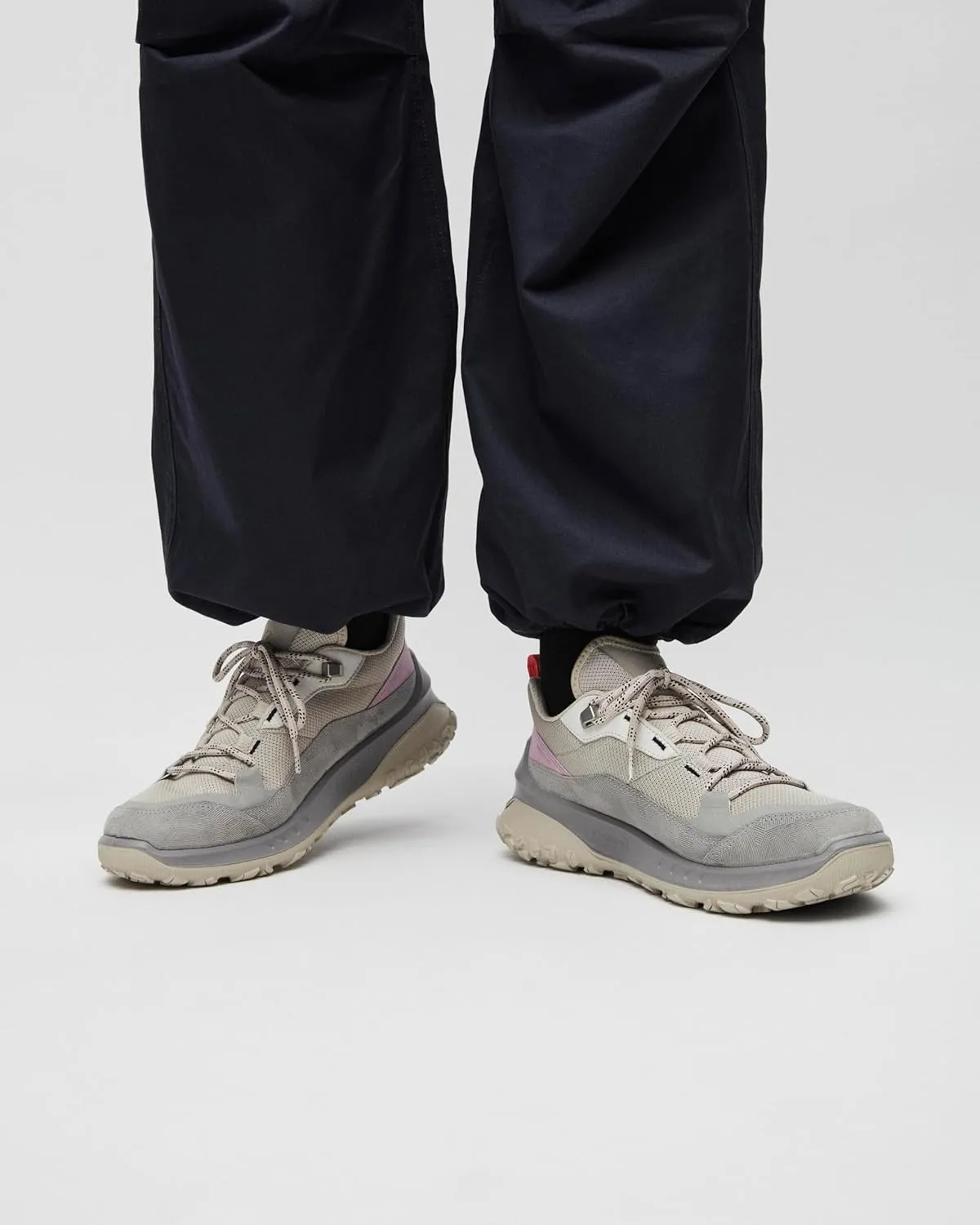 ECCO Women's Ultra Terrain Low Waterproof Hiking Shoe