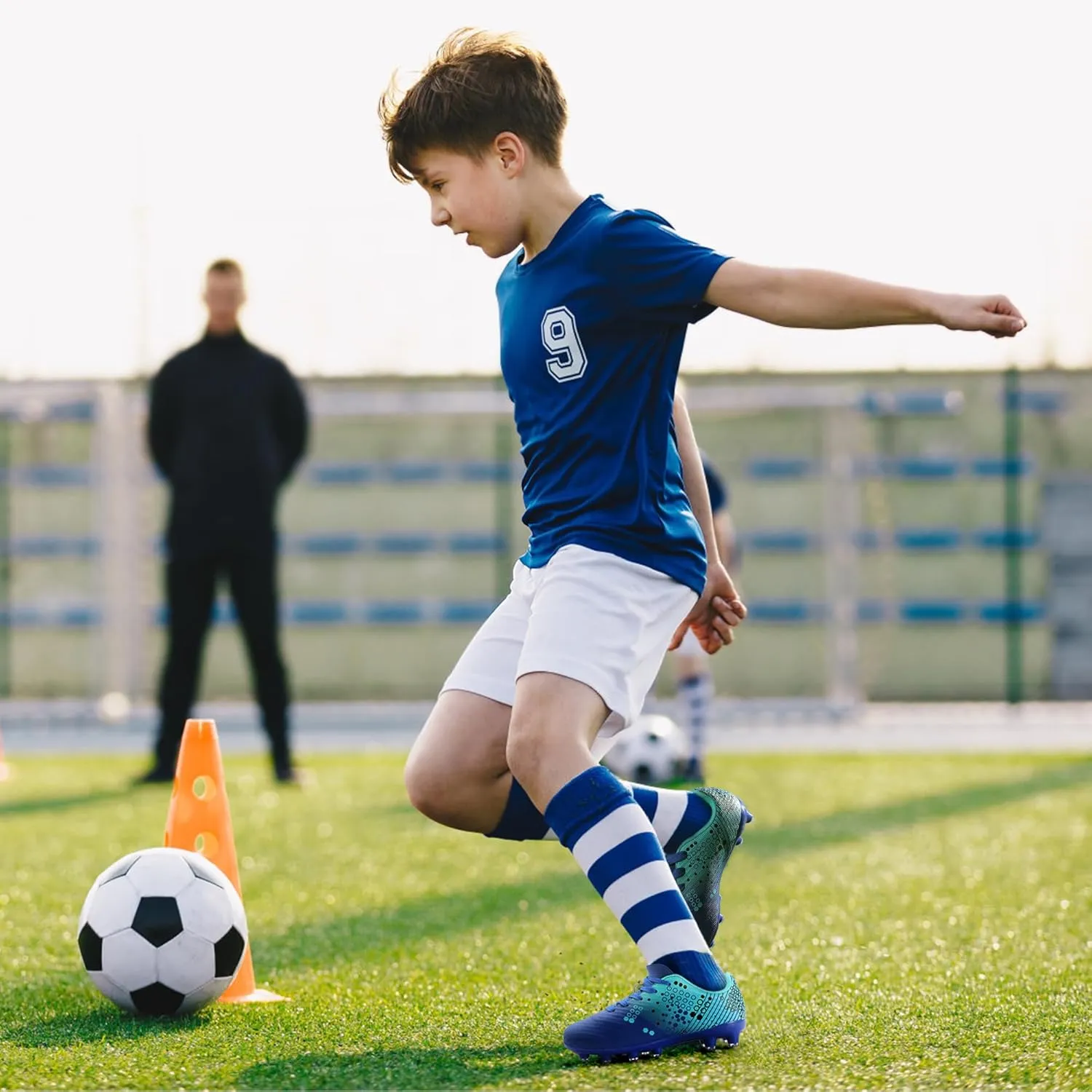 Kids Soccer Cleats for Boys and Girls Youth Football Cleats Outdoor Athletic Turf Soccer Shoes