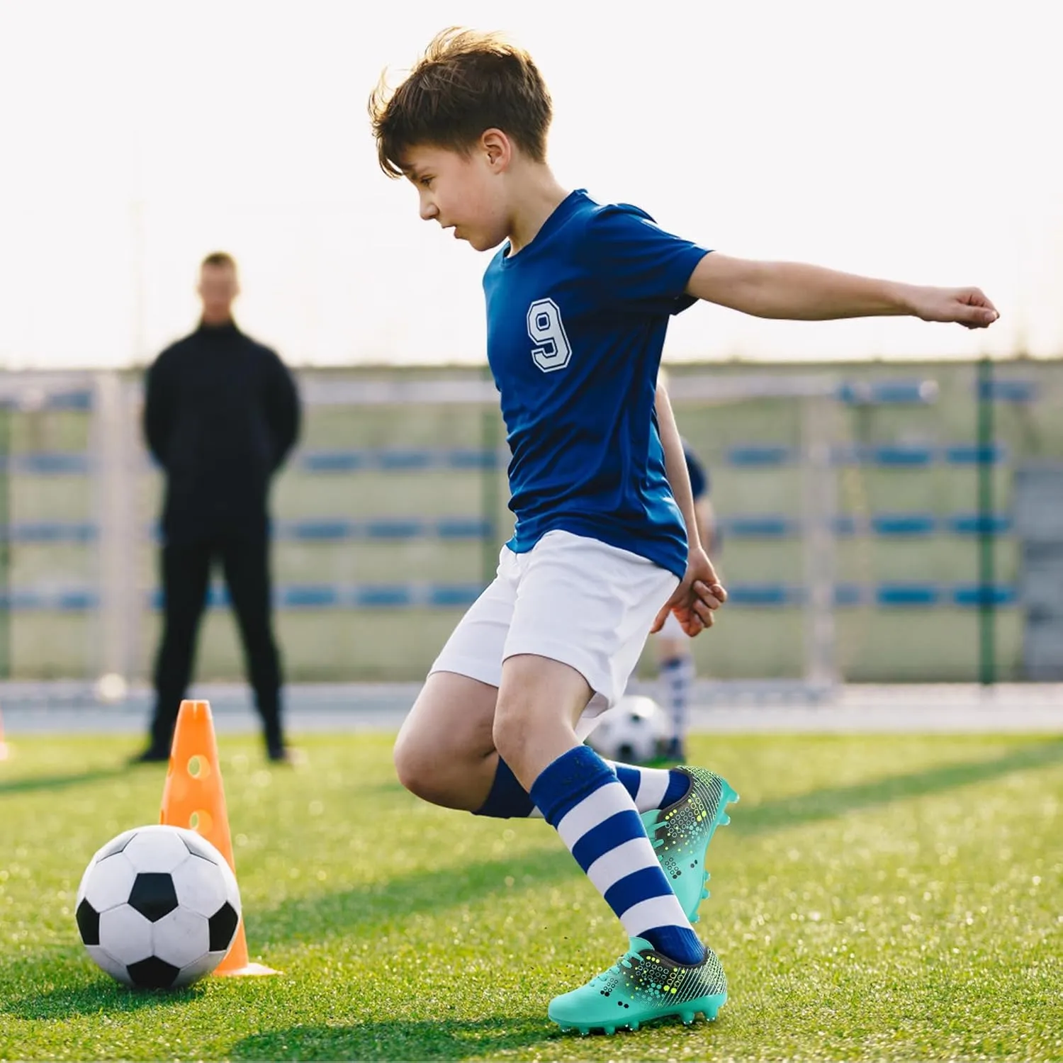 Kids Soccer Cleats for Boys and Girls Youth Football Cleats Outdoor Athletic Turf Soccer Shoes