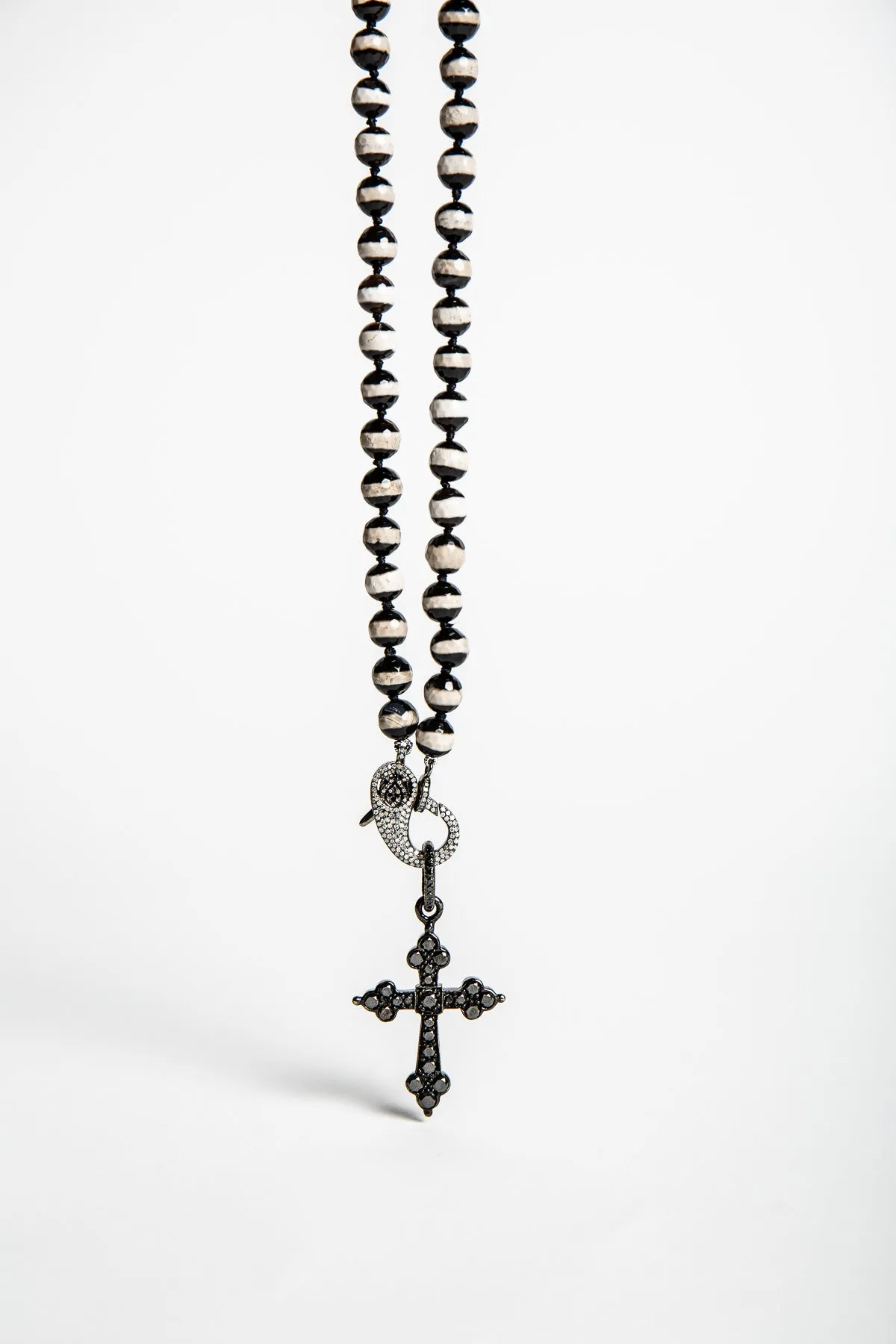 LOREE RODKIN | 14-18K WHITE GOLD DIAMOND LARGE GOTH CROSS PENDANT