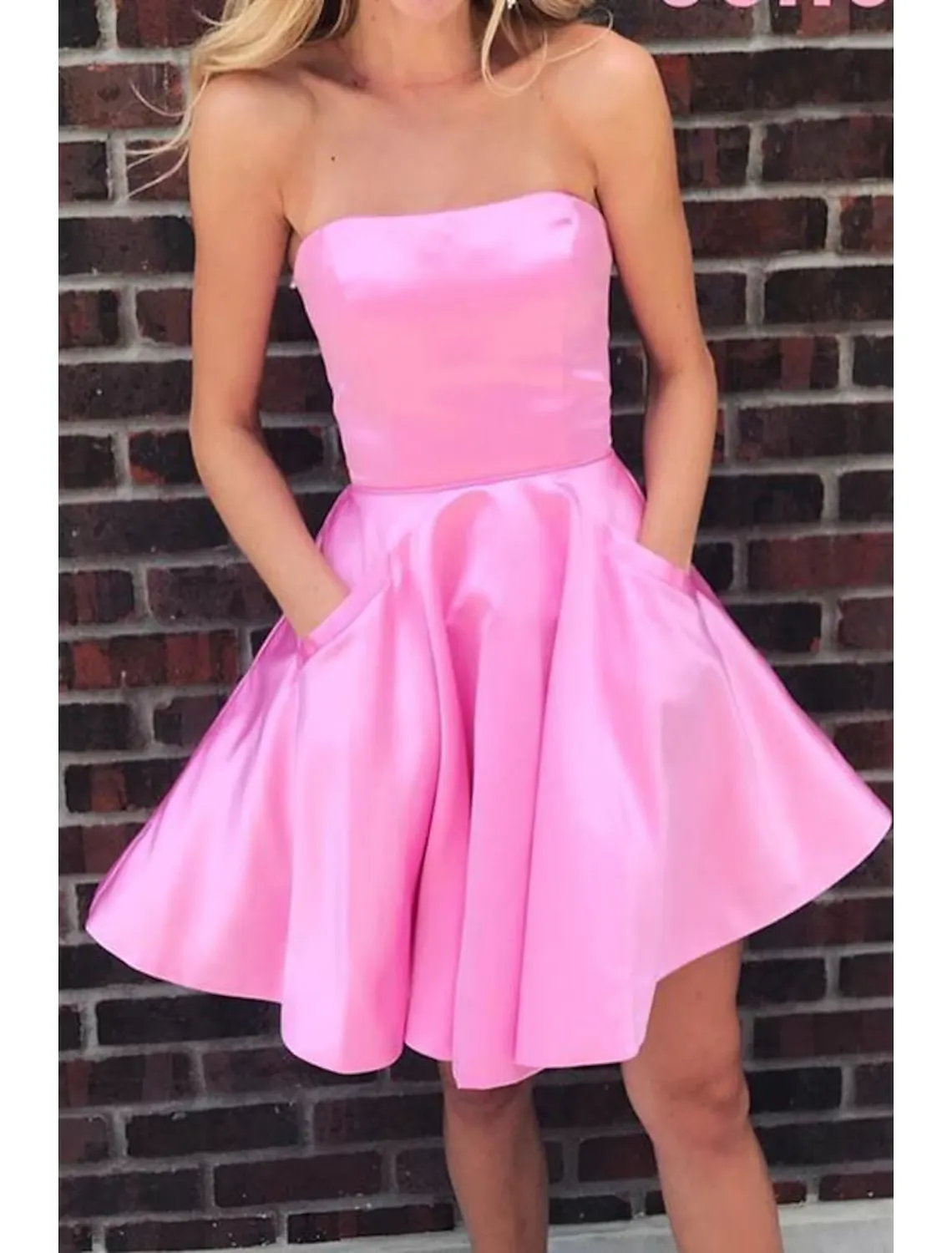 Luolandi A-Line Hot Flirty Homecoming Cocktail Party Dress Strapless Sleeveless Short / Mini Satin with Sleek
