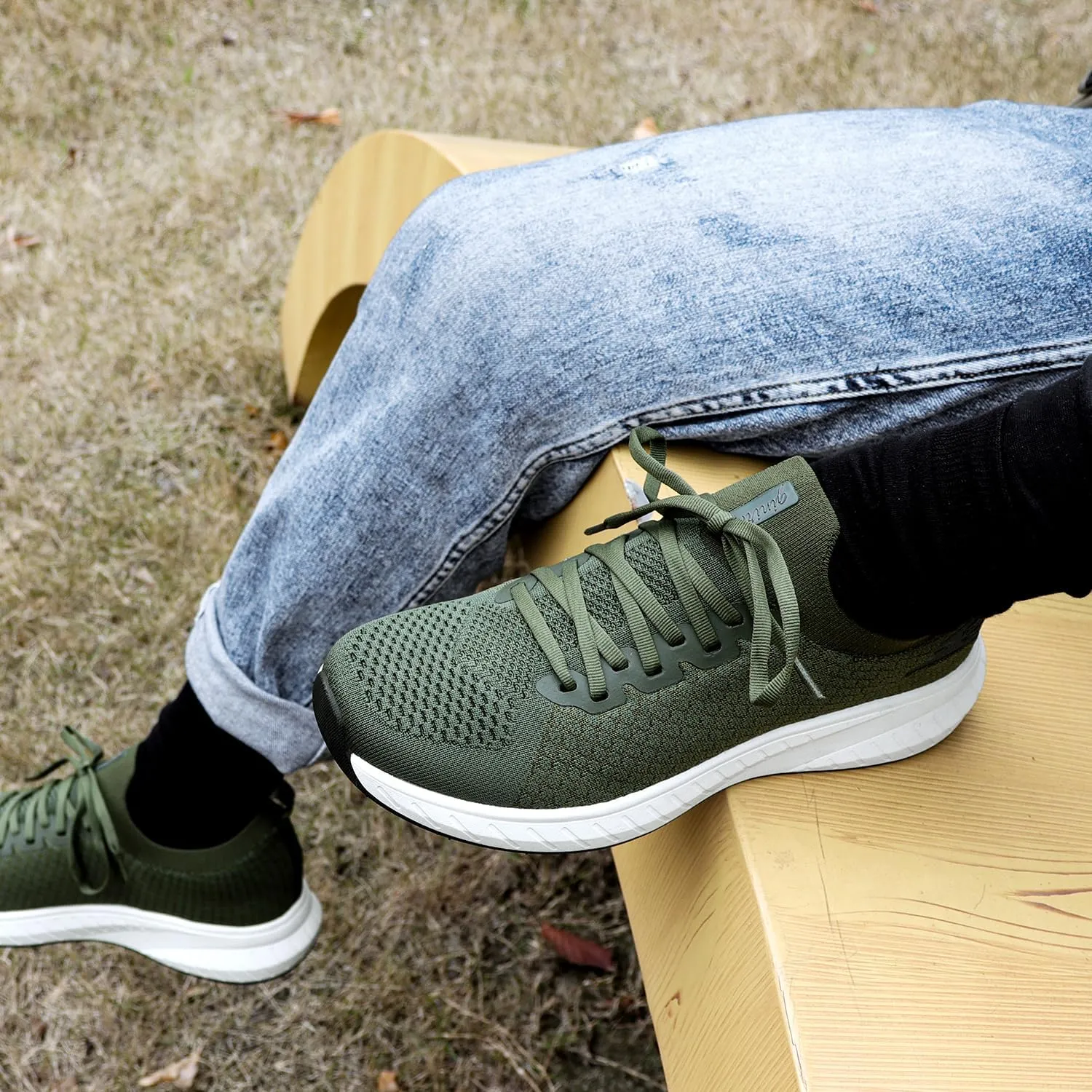 Mens Slip on Lightweight Walking Shoes Non Slip Breathable Running Shoes Comfort Tennis Workout Gym Sneakers with Shoelace