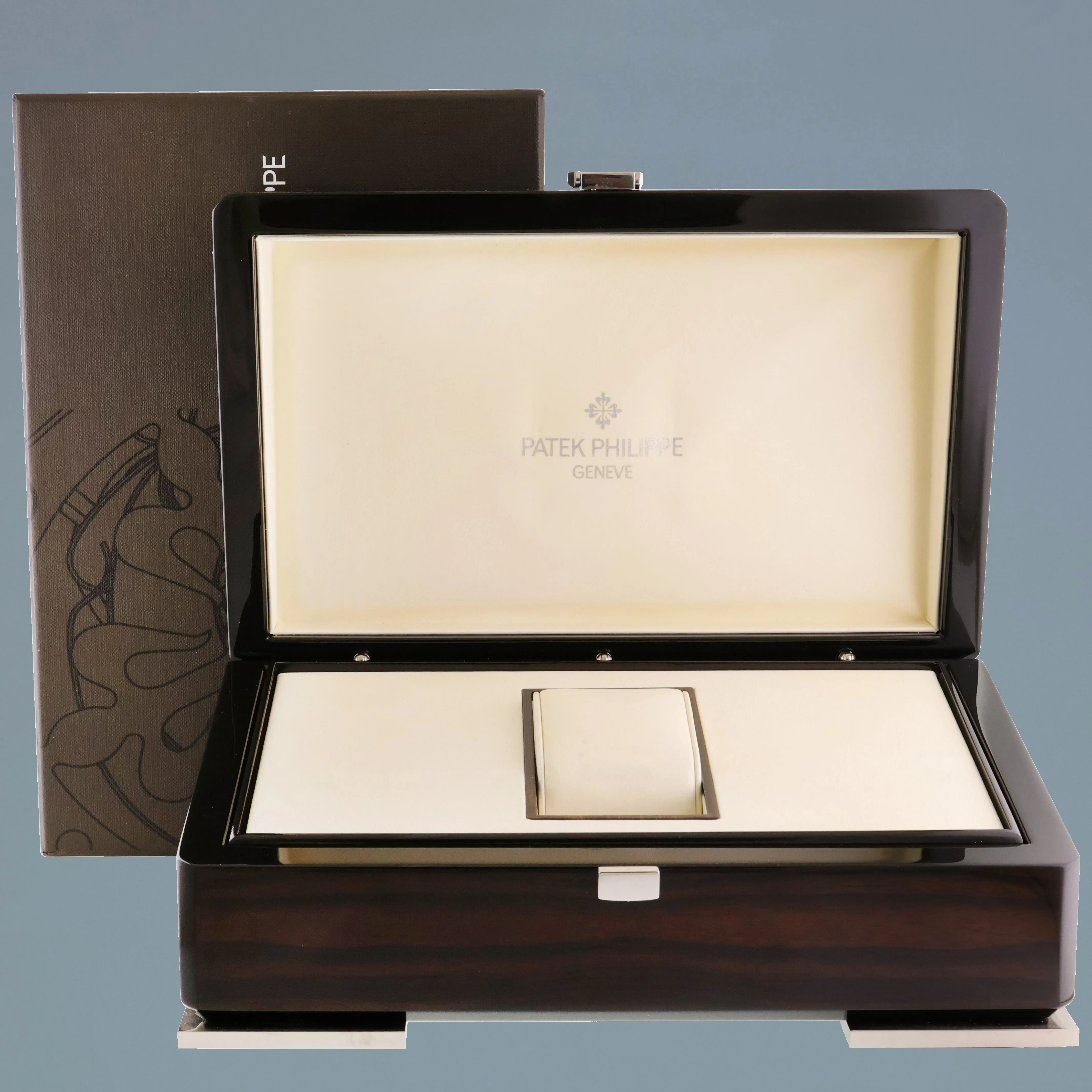 MINT Patek Philippe 5146G White Gold Bracelet Annual Calendar 39mm Moon Phase Watch