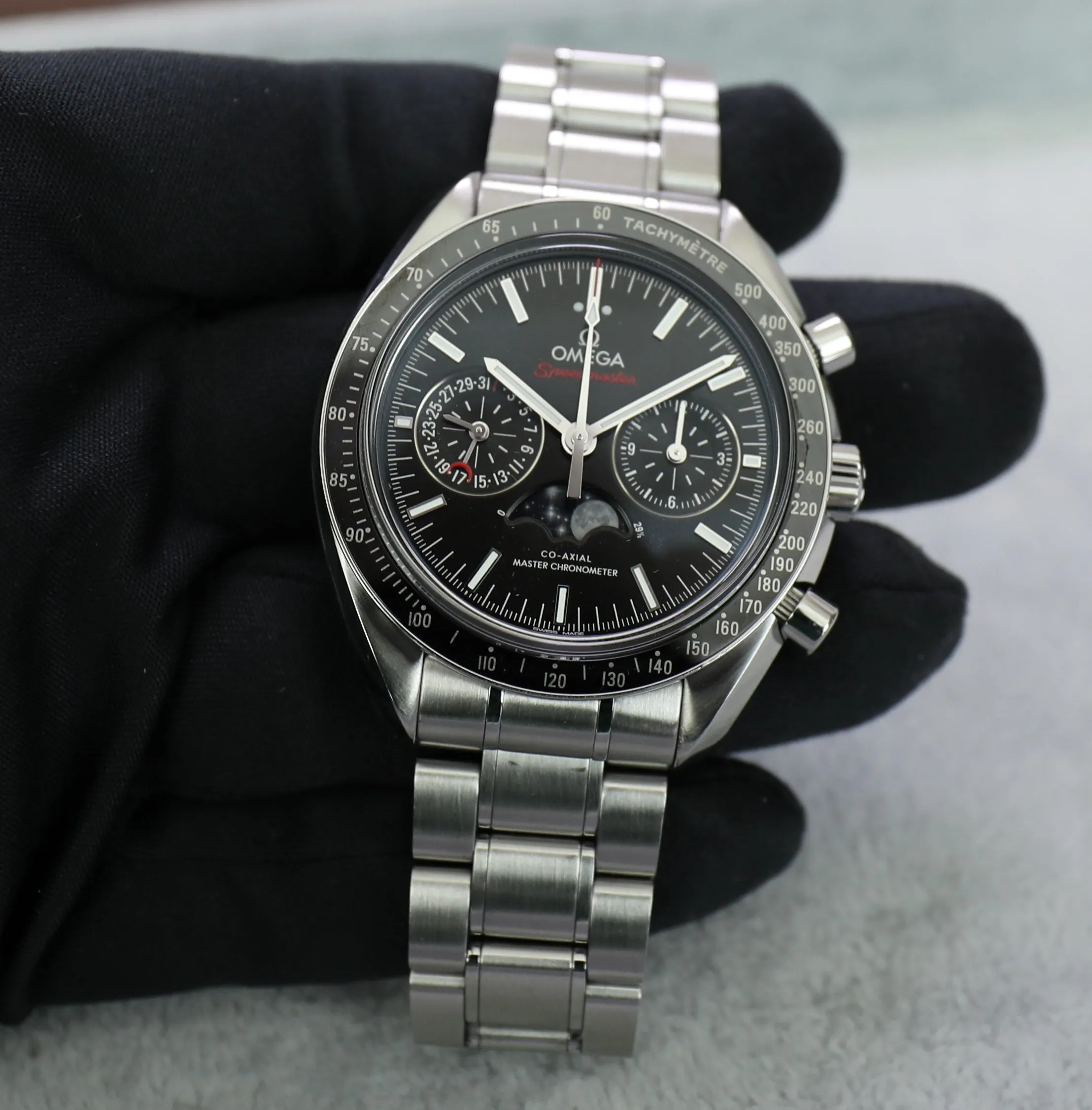 Omega Speedmaster Moonwatch Moonphase Co-Axial Chronograph 44.25mm