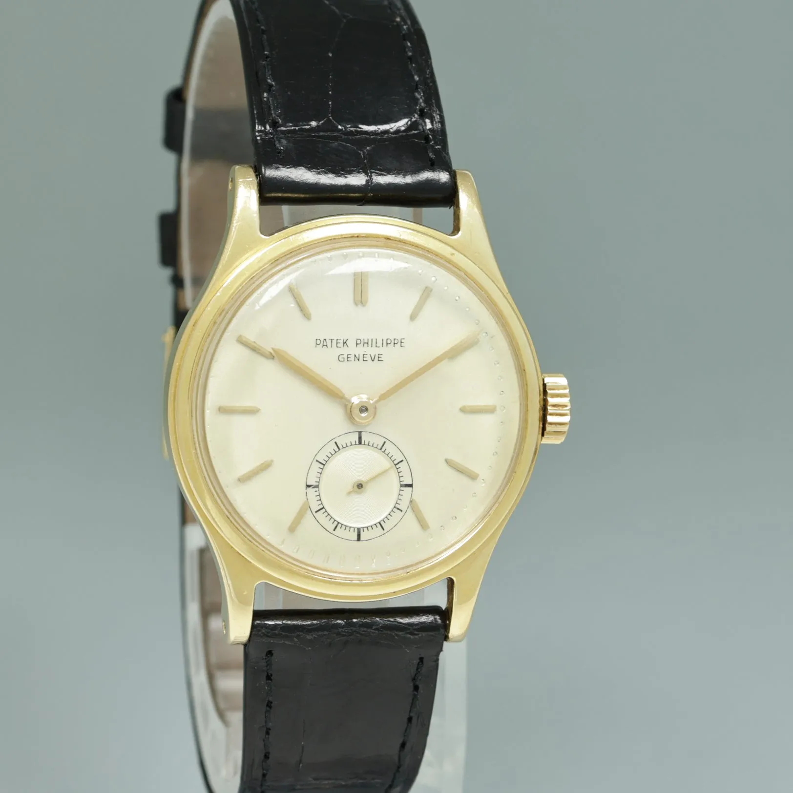 Patek Philippe Calatrava 31mm Yellow Gold 2451 Black Leather Watch