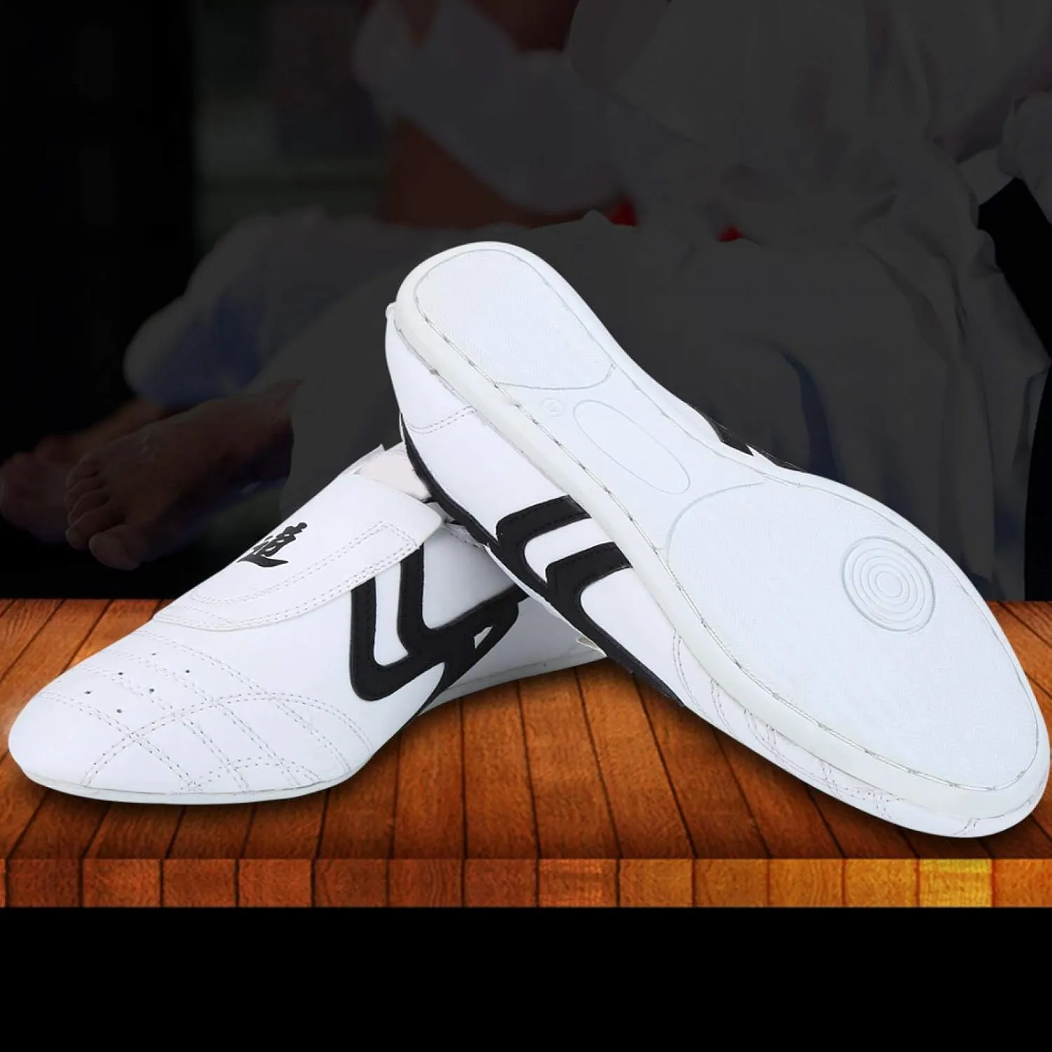 Taekwondo Shoes Martial Arts Sneaker Boxing Karate Kung Fu Tai Chi Shoes Black Stripes Sneakers Lightweight Shoes