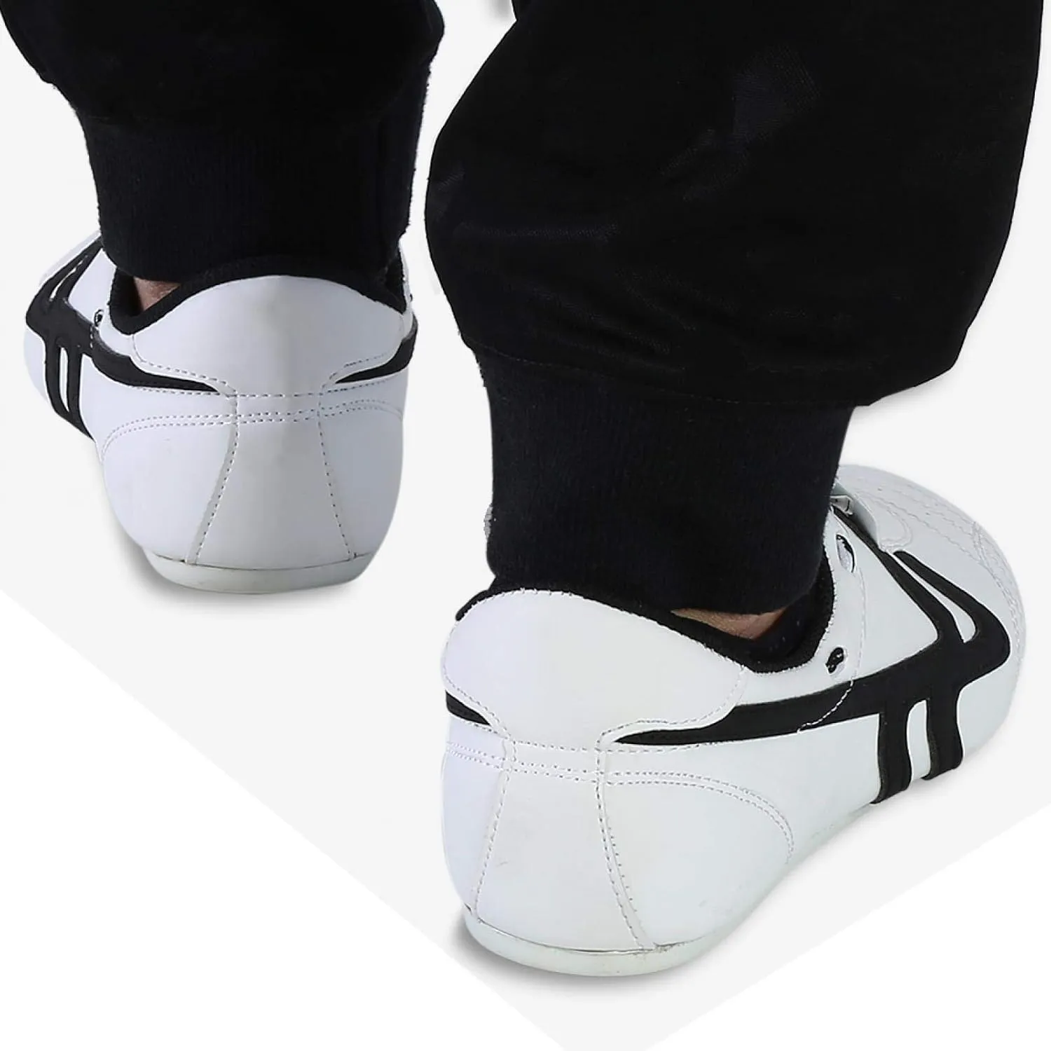 Taekwondo Shoes Martial Arts Sneaker Boxing Karate Kung Fu Tai Chi Shoes Black Stripes Sneakers Lightweight Shoes